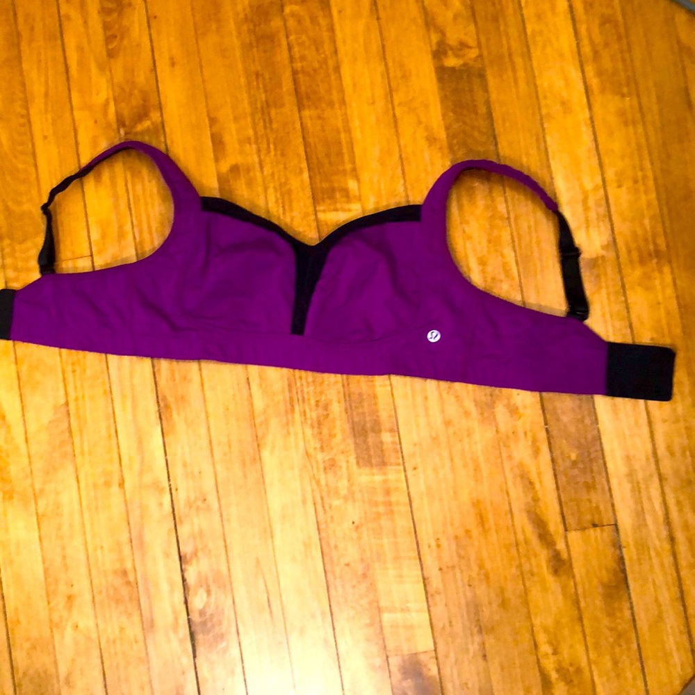 Lululemon Clasp Back Purple Sports Bra Size 36D